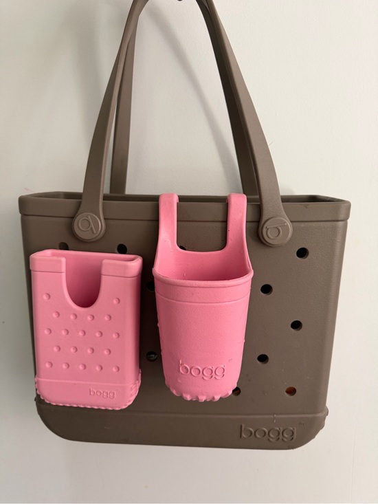 BOGG BAG Handbags - Gray  Tote Bag with Pink Accessory Set